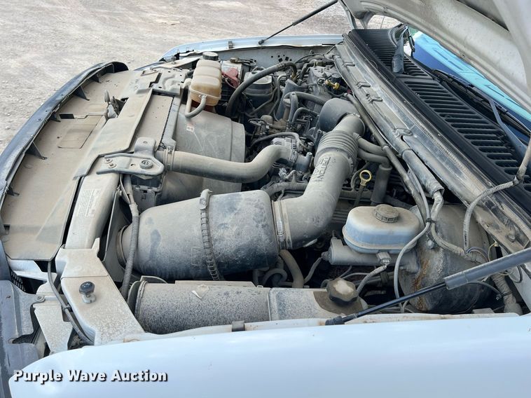 image for item LG9211 2004 Ford F250 Super Duty  pickup truck