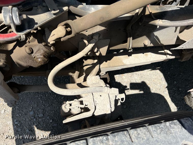 image for item LG9212 1996 International 4900  dump truck