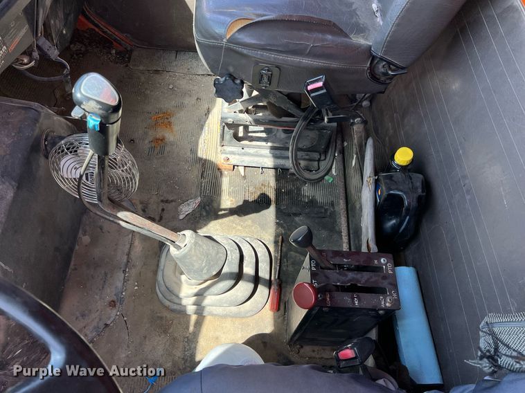 image for item LG9213 1996 International 4900  dump truck