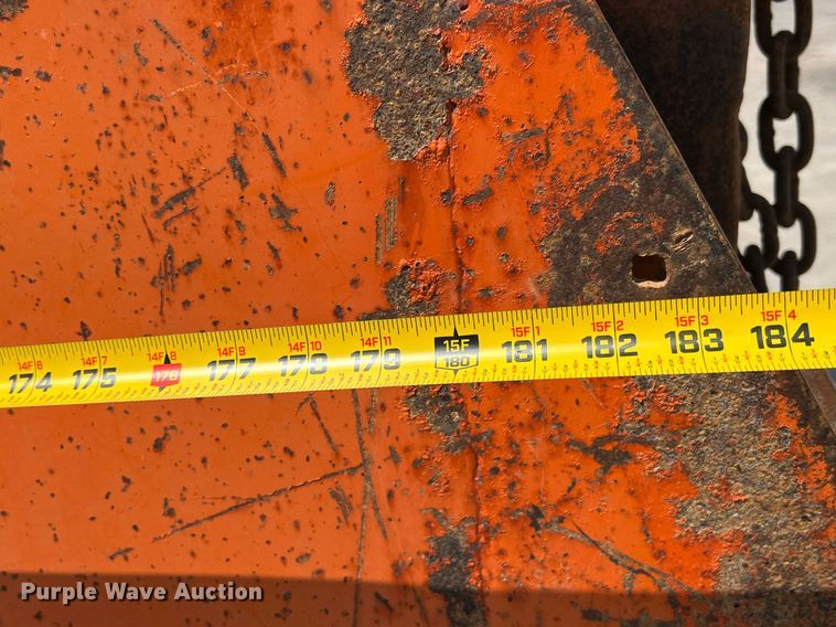 image for item LG9214 1996 International 4900  dump truck