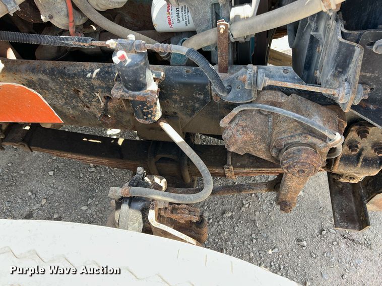 image for item LG9214 1996 International 4900  dump truck