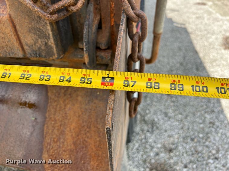 image for item LG9215 2003 Freightliner FL80  dump truck