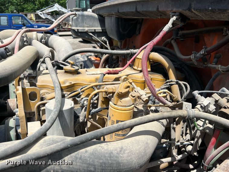 image for item LG9215 2003 Freightliner FL80  dump truck