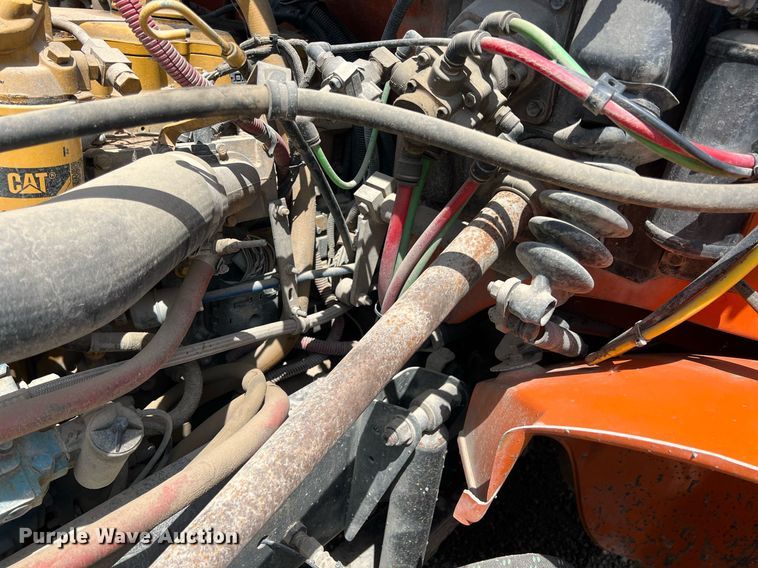 image for item LG9215 2003 Freightliner FL80  dump truck