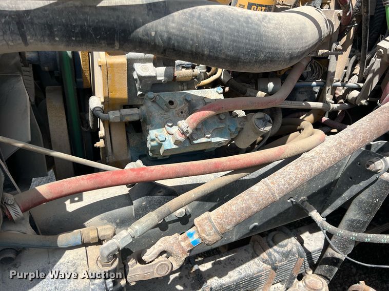 image for item LG9215 2003 Freightliner FL80  dump truck