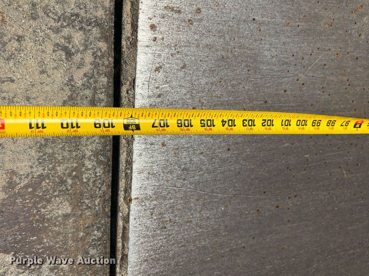 image for item LG9218 1999 Ford F350 Super Duty  dump flatbed pickup truck