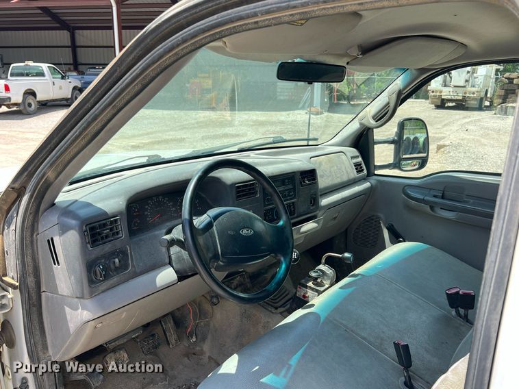 image for item LG9218 1999 Ford F350 Super Duty  dump flatbed pickup truck