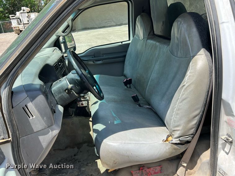 image for item LG9218 1999 Ford F350 Super Duty  dump flatbed pickup truck