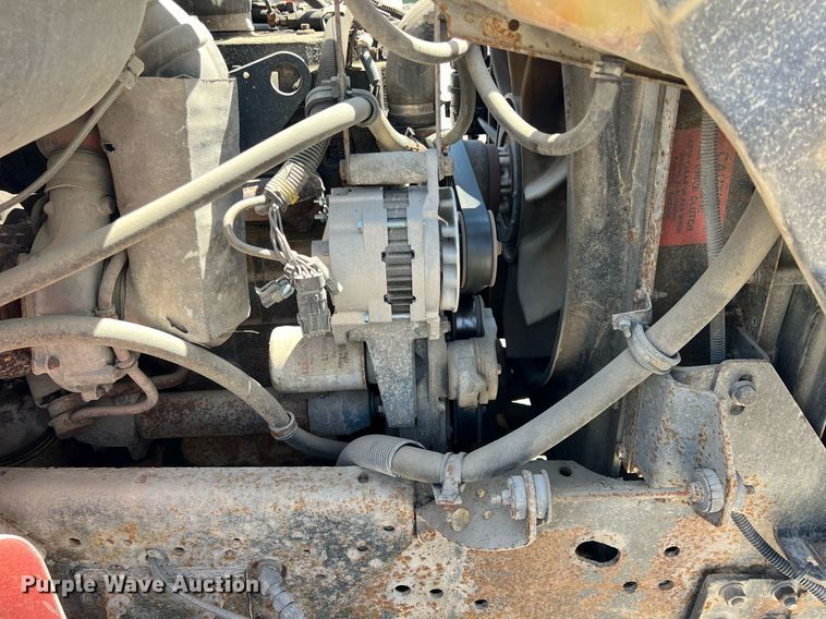 image for item LG9219 1999 International 4900  dump truck