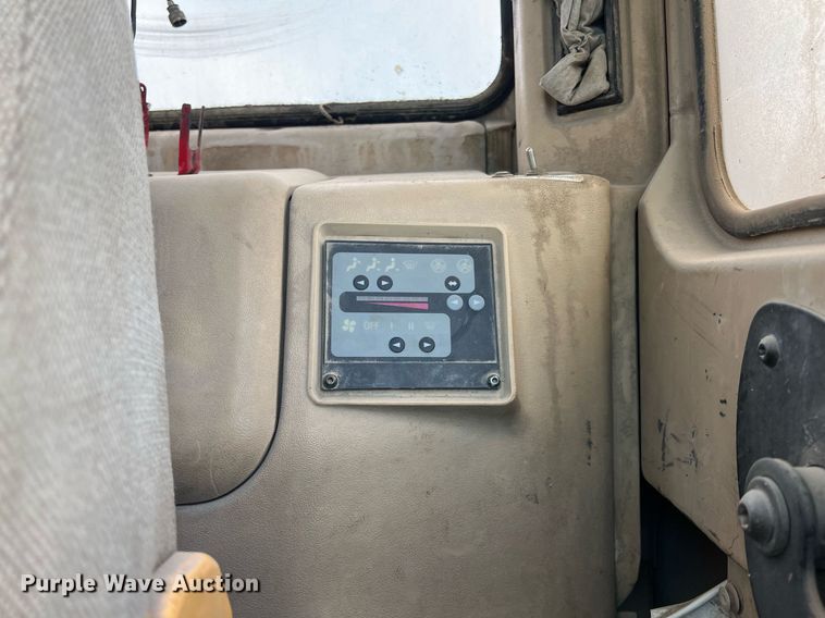 image for item LG9220 1996 Caterpillar 312  excavator