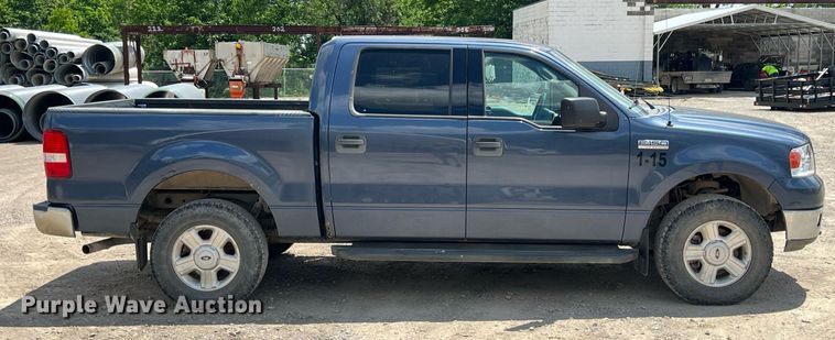 image for item LG9221 2004 Ford F150  SuperCrew pickup truck