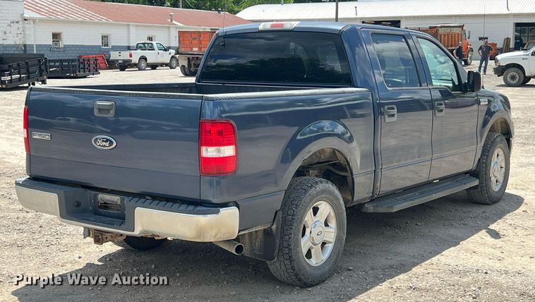 image for item LG9221 2004 Ford F150  SuperCrew pickup truck