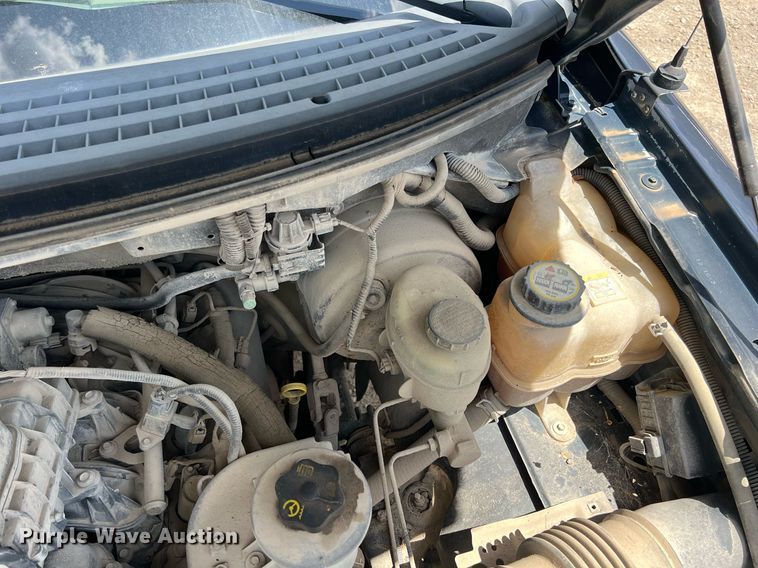 image for item LG9221 2004 Ford F150  SuperCrew pickup truck