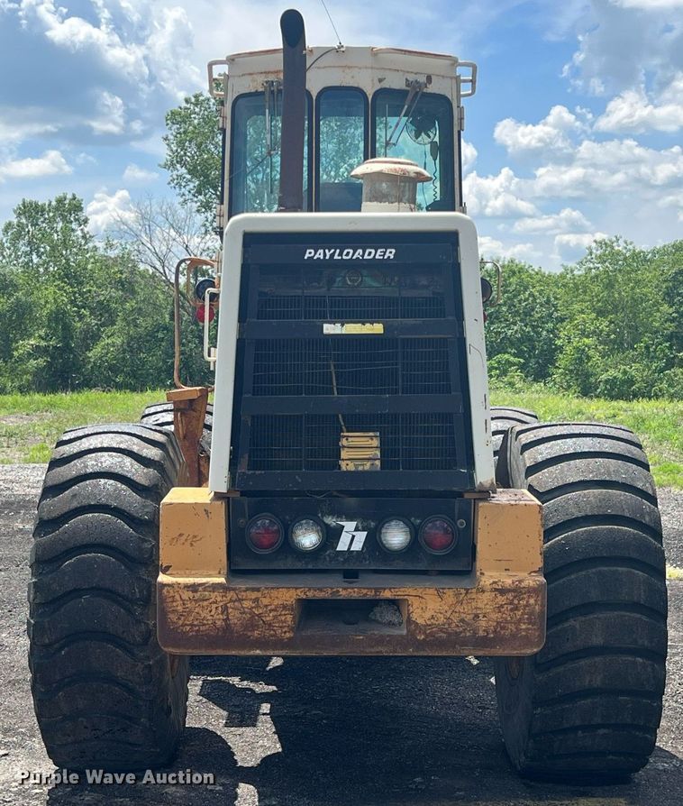 image for item LG9222 International  wheel loader