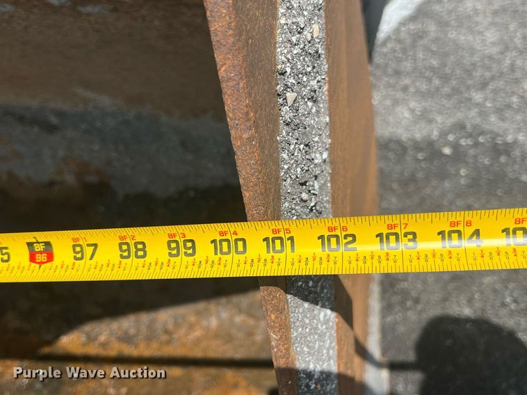 image for item LG9222 International  wheel loader