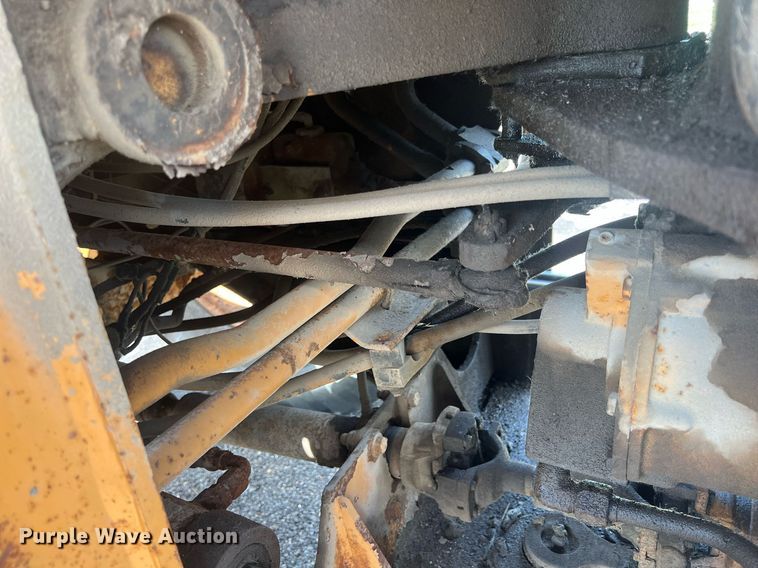 image for item LG9222 International  wheel loader