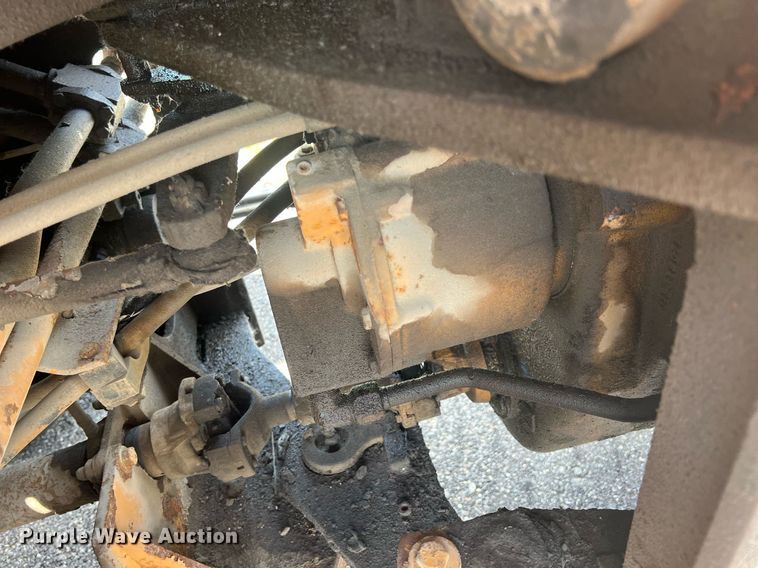 image for item LG9222 International  wheel loader