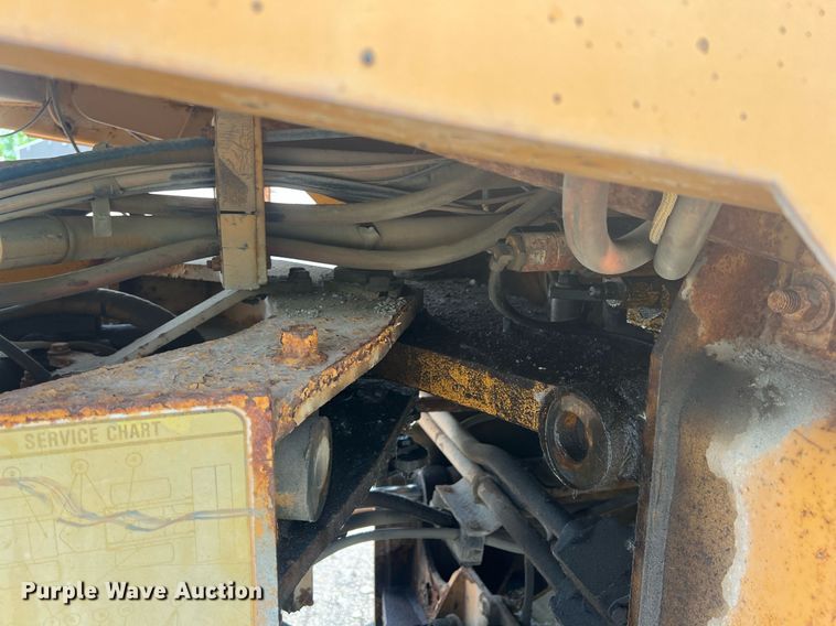 image for item LG9222 International  wheel loader