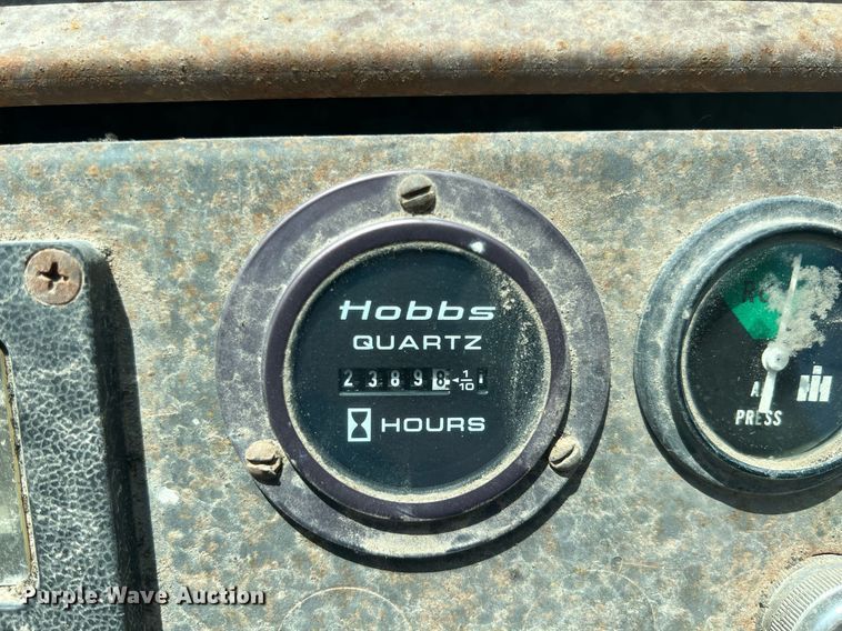 image for item LG9222 International  wheel loader