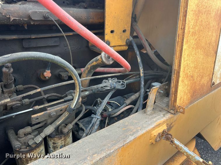 image for item LG9222 International  wheel loader