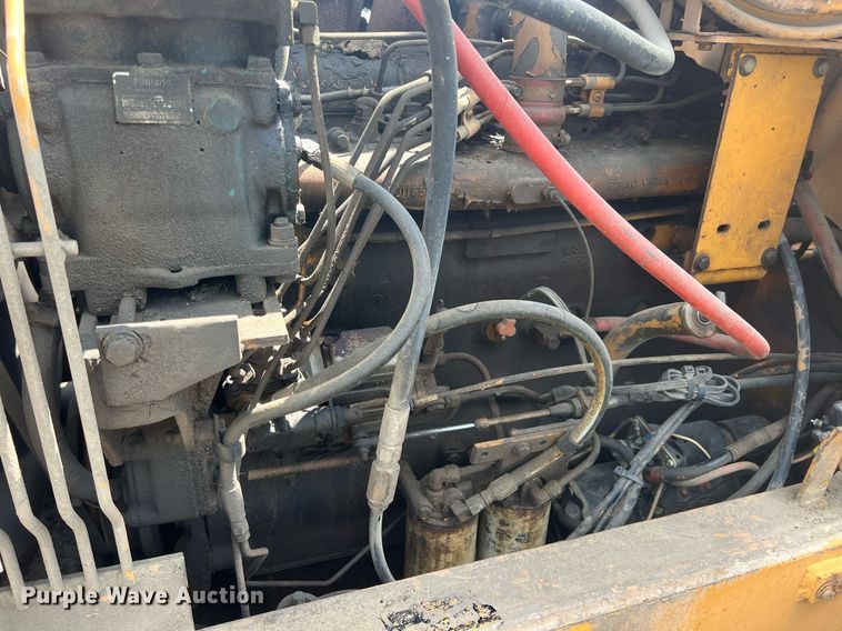 image for item LG9222 International  wheel loader