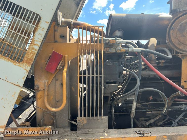 image for item LG9222 International  wheel loader