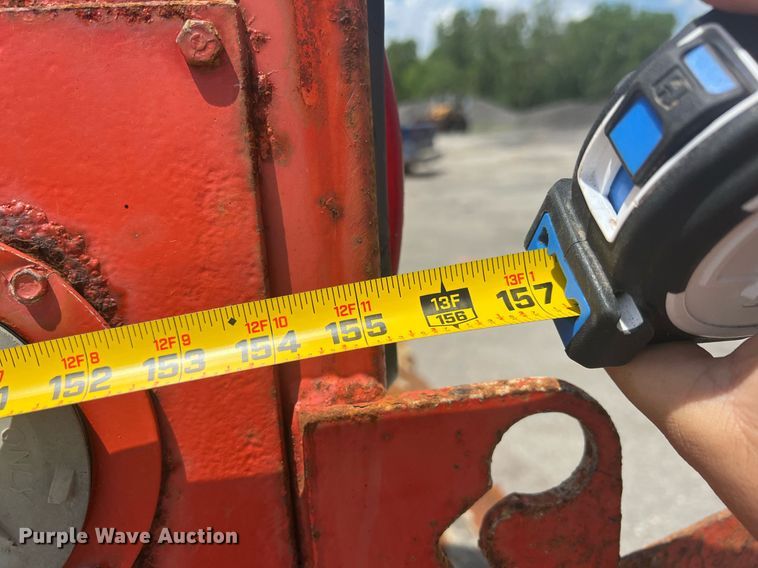 image for item LG9223 1997 International 4900  dump truck