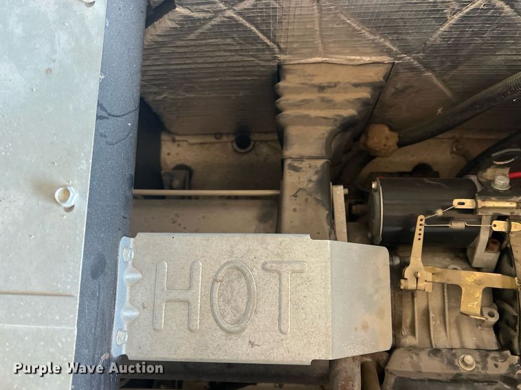 image for item LG9224 (2) Generac 055010 generators