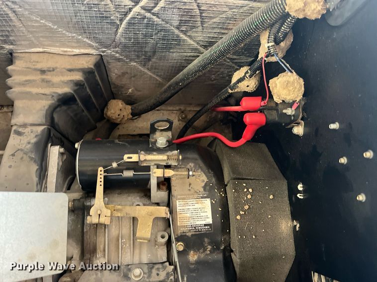 image for item LG9224 (2) Generac 055010 generators