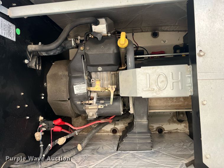 image for item LG9224 (2) Generac 055010 generators