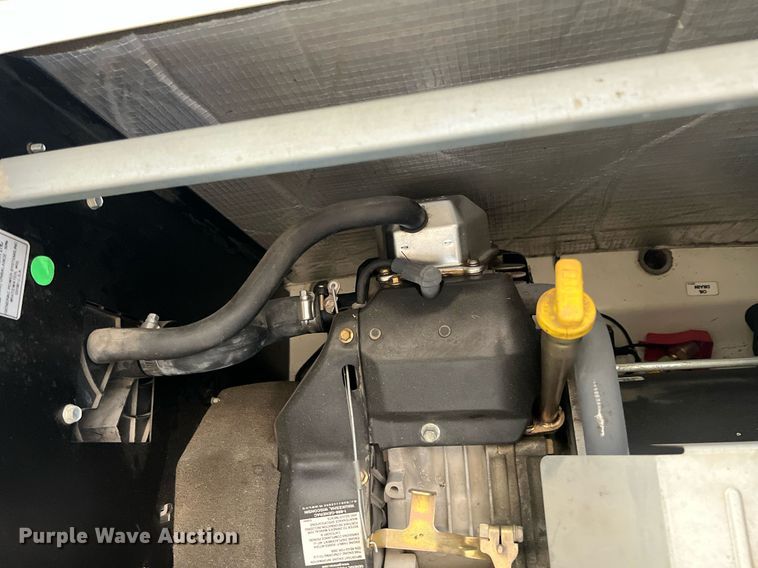 image for item LG9224 (2) Generac 055010 generators