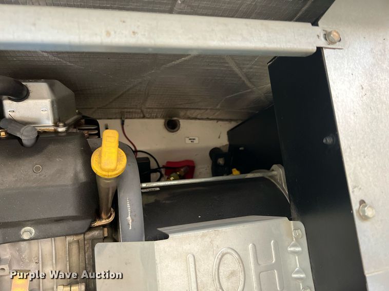 image for item LG9224 (2) Generac 055010 generators