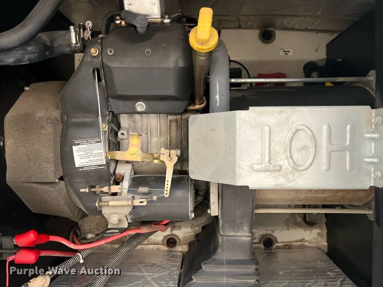 image for item LG9224 (2) Generac 055010 generators