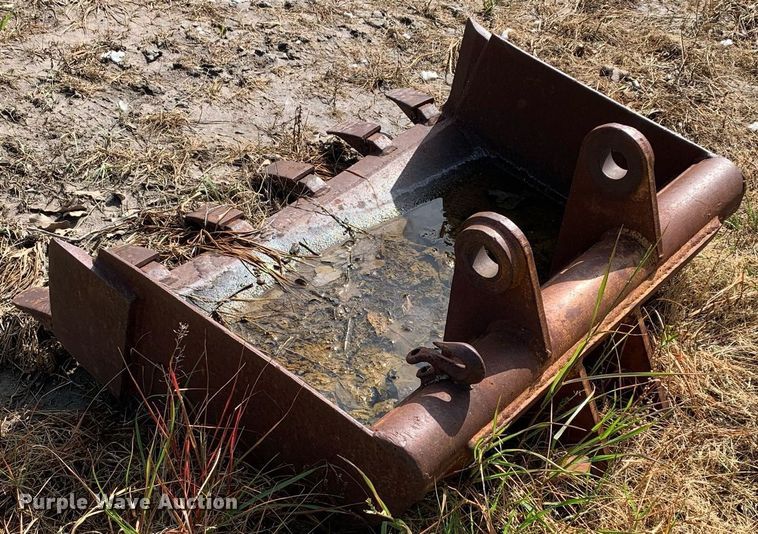 image for item LH9578 Excavator bucket