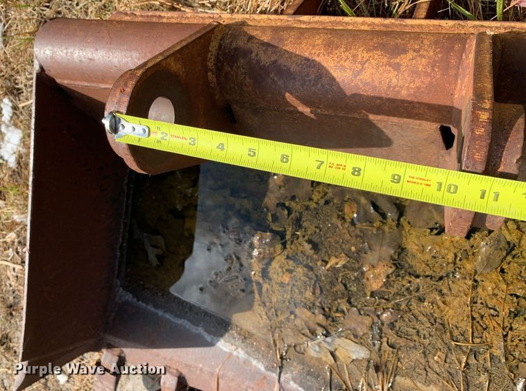 image for item LH9578 Excavator bucket