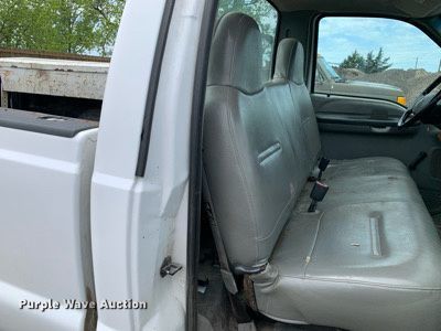 image for item LH9582 2002 Ford F250 Super Duty  pickup truck