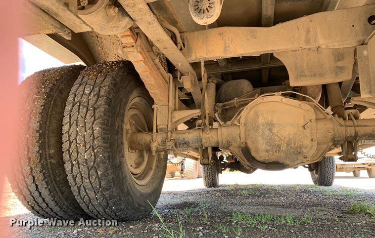 image for item LH9584 1989 Ford F350  utility bed pickup truck