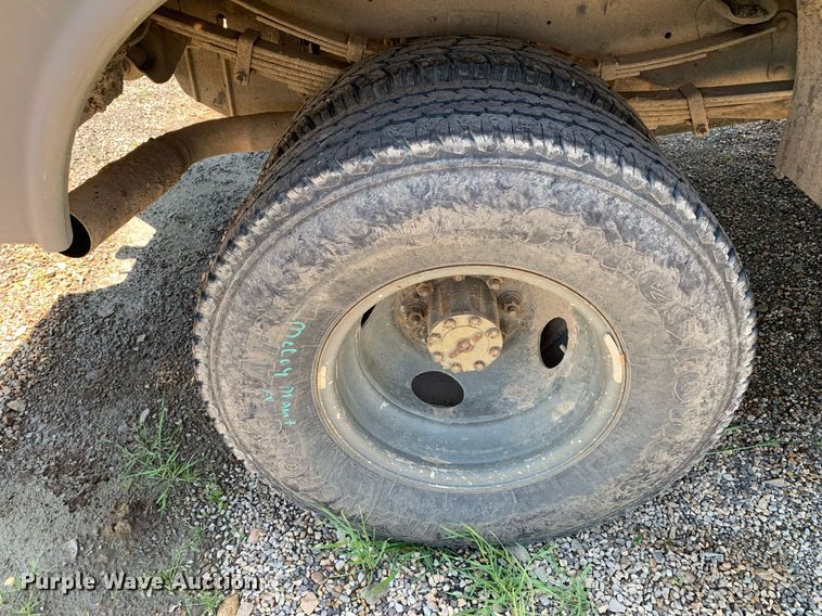 image for item LH9584 1989 Ford F350  utility bed pickup truck