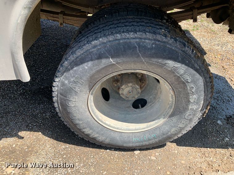 image for item LH9584 1989 Ford F350  utility bed pickup truck