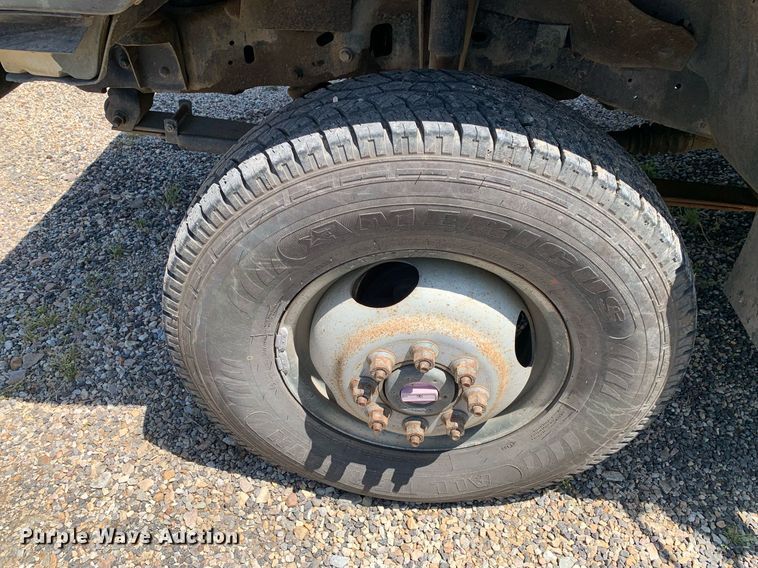 image for item LH9584 1989 Ford F350  utility bed pickup truck