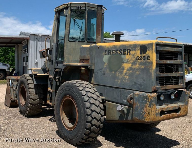 image for item LH9585 1991 Dresser 520C  wheel loader