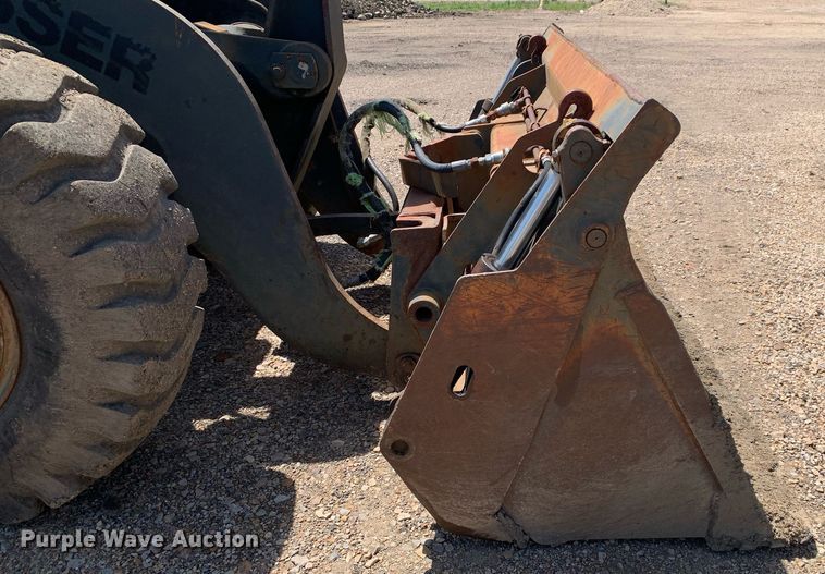 image for item LH9585 1991 Dresser 520C  wheel loader