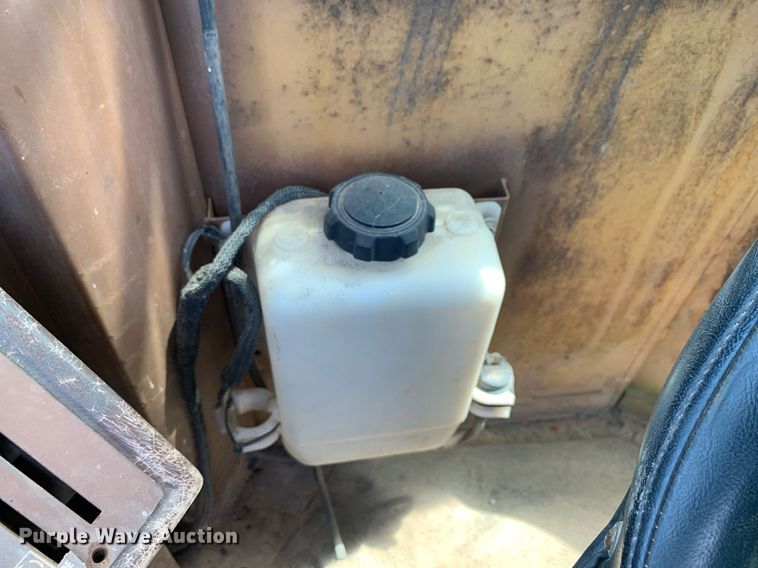 image for item LH9585 1991 Dresser 520C  wheel loader