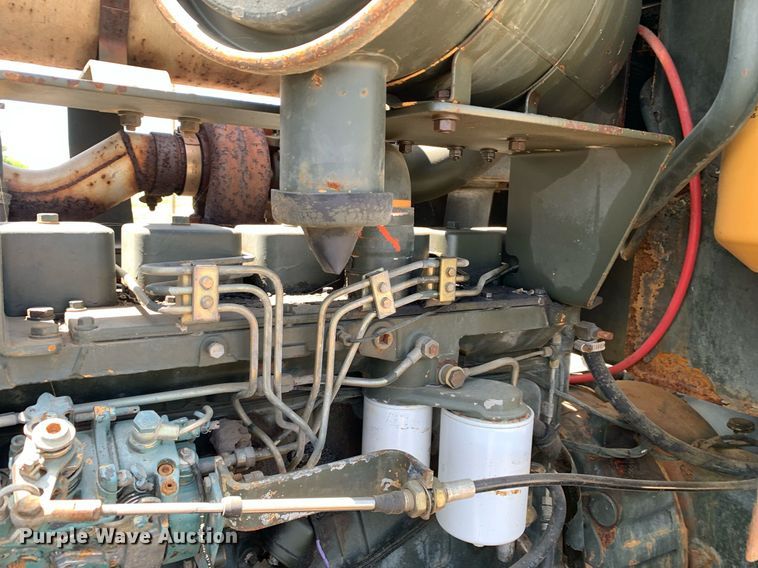 image for item LH9585 1991 Dresser 520C  wheel loader