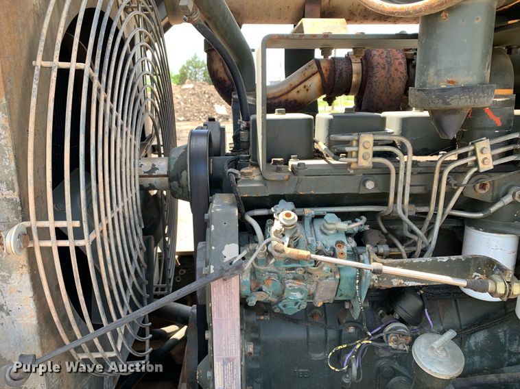 image for item LH9585 1991 Dresser 520C  wheel loader