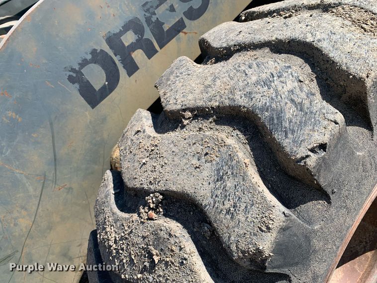 image for item LH9585 1991 Dresser 520C  wheel loader