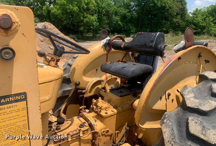 image for item LH9640 Ford 545A  tractor