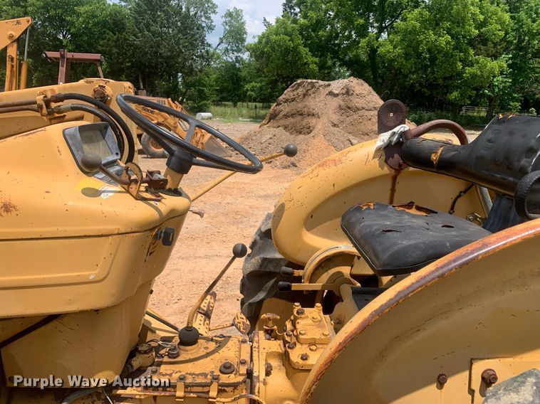 image for item LH9640 Ford 545A  tractor