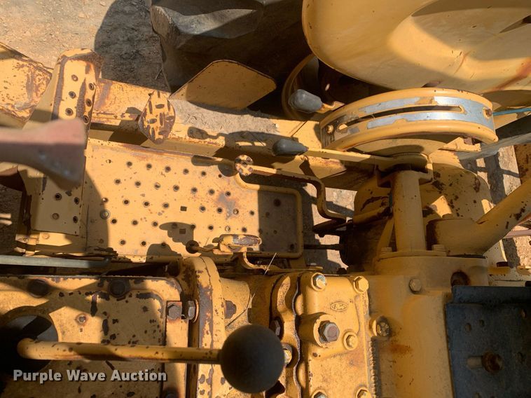 image for item LH9640 Ford 545A  tractor