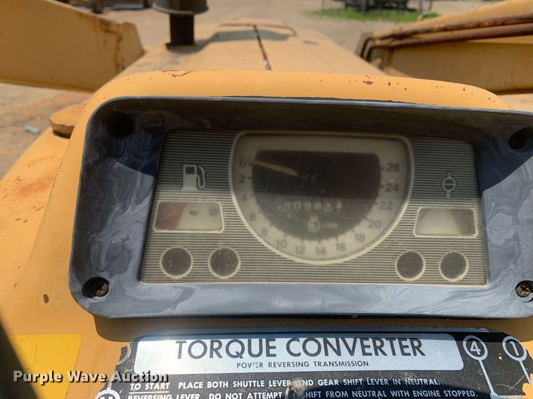 image for item LH9640 Ford 545A  tractor